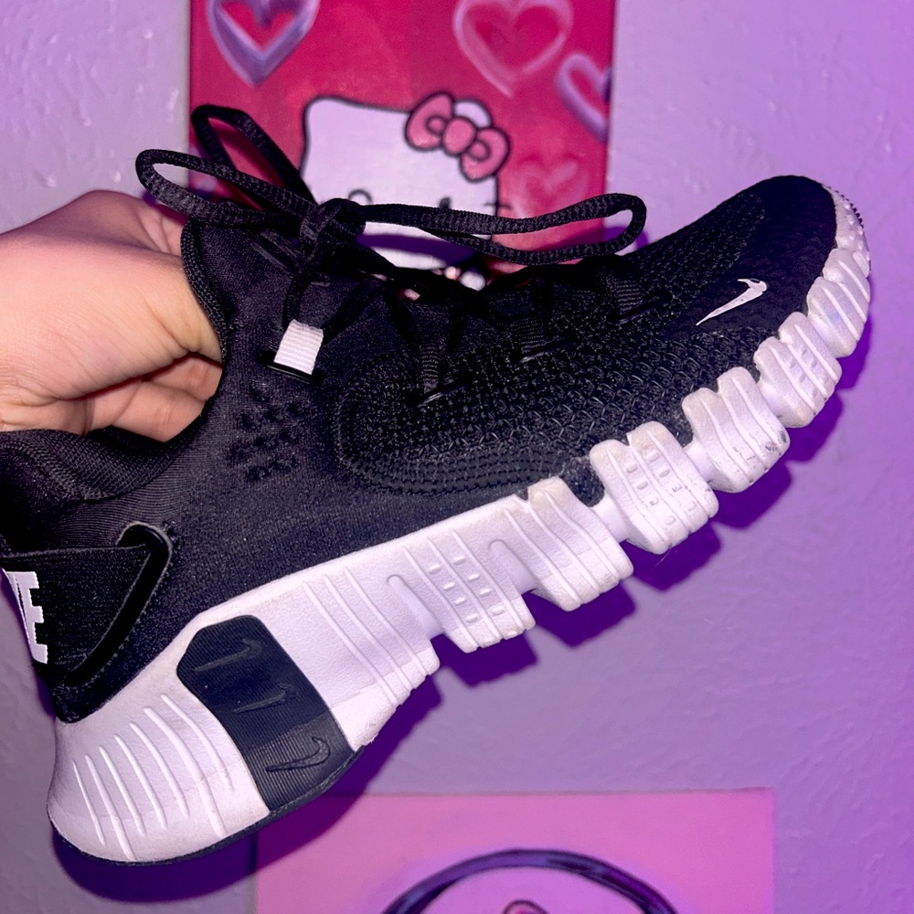 NIKE Metcon 4 size 6W